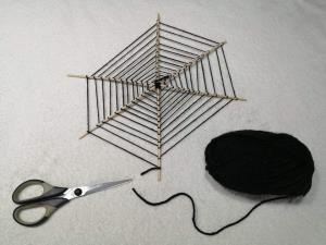 Ustvarjanje za noc carovnic z Jasmino Dolenec 5